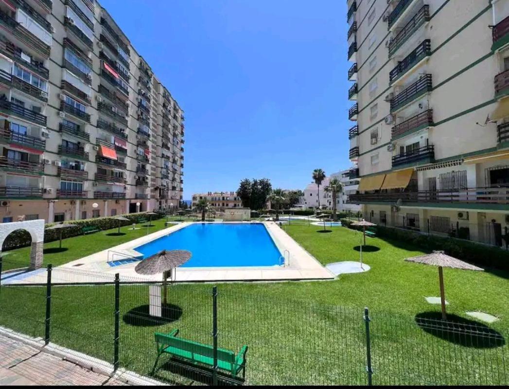 Sea Views Studio 1025 Apartment Benalmadena Luaran gambar